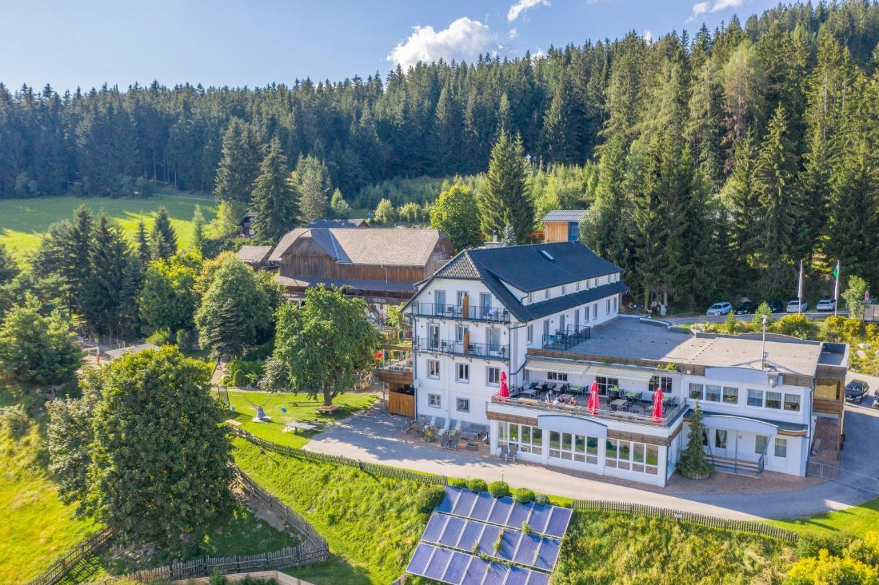 Familienhotel Berger ザンクト・ヤーコプ・イム・ヴァルデ エクステリア 写真